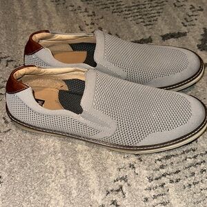Men's Slip-On Knit Casual Shoes in Light Gray